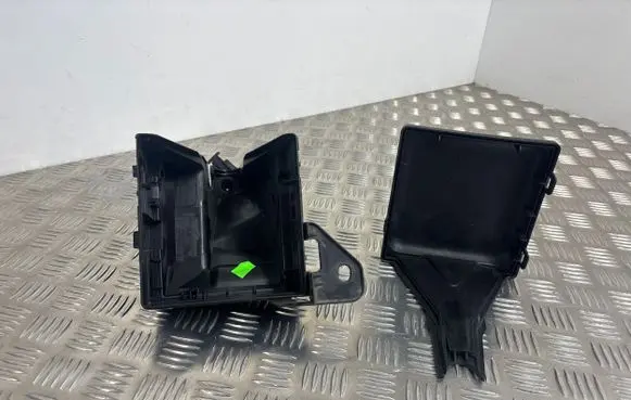Renault Laguna III Fuse box set 243800004R