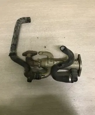 Ford Kuga I EGR valve cooler 8653691