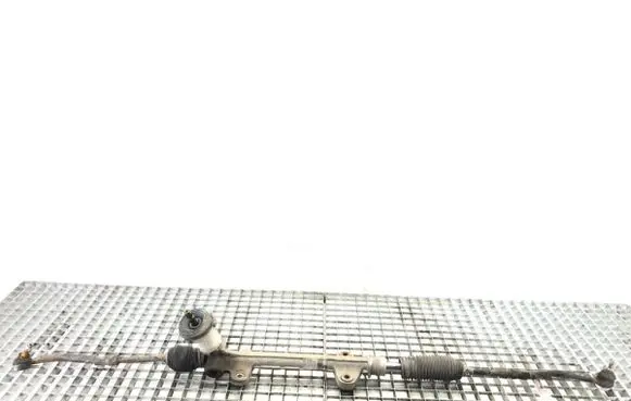 Hyundai Elantra Steering rack 565003X001XX
