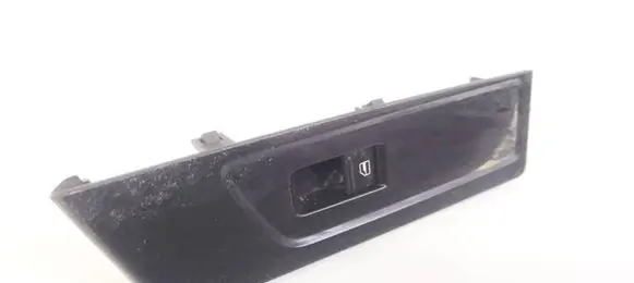 Volkswagen PASSAT B7 Electric window control switch 3AB857858