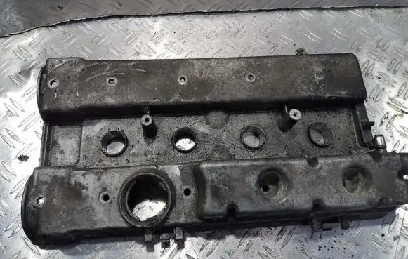 Rocker cam cover
