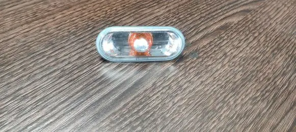 Volkswagen Transporter - Caravelle T5 Front fender indicator light 7H0949117A