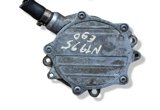 BMW 3 E90 E91 Vacuum pump 7542498