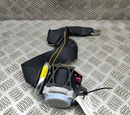 Lexus RZ Rear seatbelt 7337046060