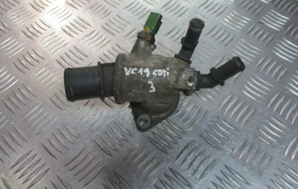 Opel Vectra C Thermostat housing 