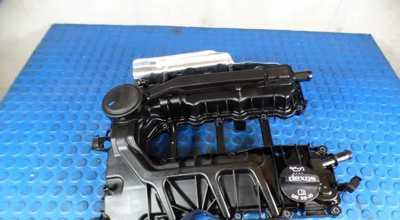 Opel Astra K Rocker cam cover 55514967