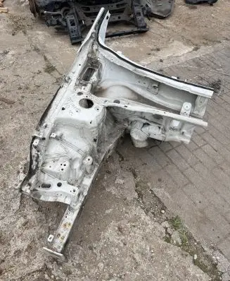 Front quarter panel