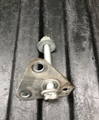 Mercedes-Benz E W213 Steering rack mounting bracket A2056280400
