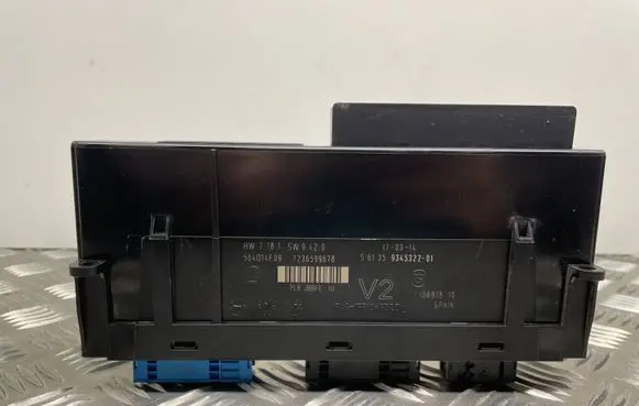 BMW 5 F10 F11 Comfort/convenience module 9345322
