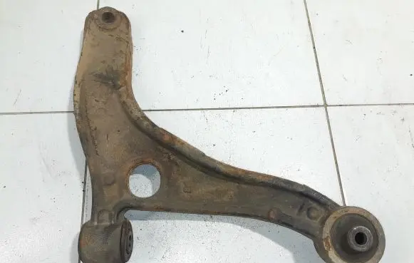Renault Master III Front lower control arm/wishbone NOCODE
