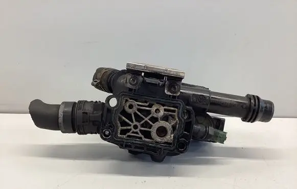 Citroen DS3 Thermostat housing 9803549480