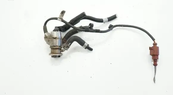 Volkswagen Touran III AdBlue injector 04L131113KACR 04L131113K
