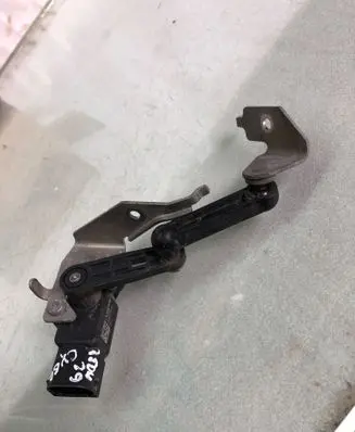 Volvo XC60 Headlight/headlamp level sensor 31406563