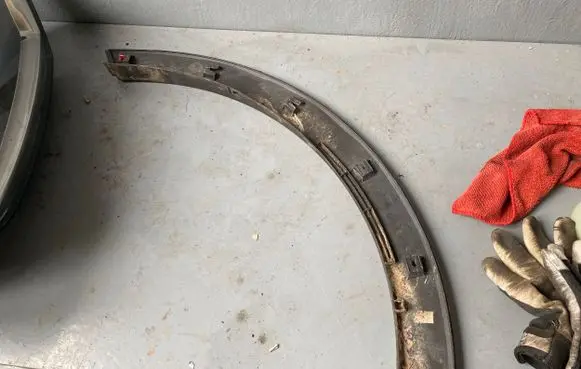 KIA Sportage Front arch trim 877113U000