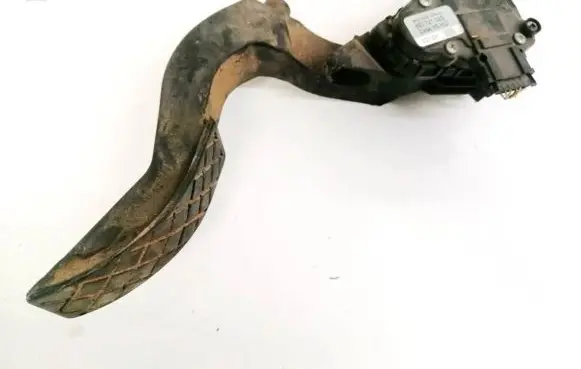 Audi A4 S4 B6 8E 8H Accelerator throttle pedal 8e1721523 6pv008376-01