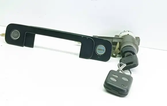 Audi 80 90 S2 B4 Lock set 893905851