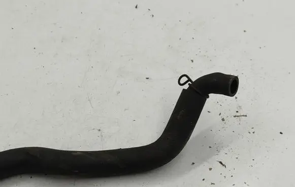 Subaru Legacy Engine coolant pipe/hose