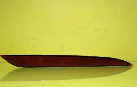 Tesla Model S Rear tail light reflector 6007706-00-D 00134275-070000 134275078088