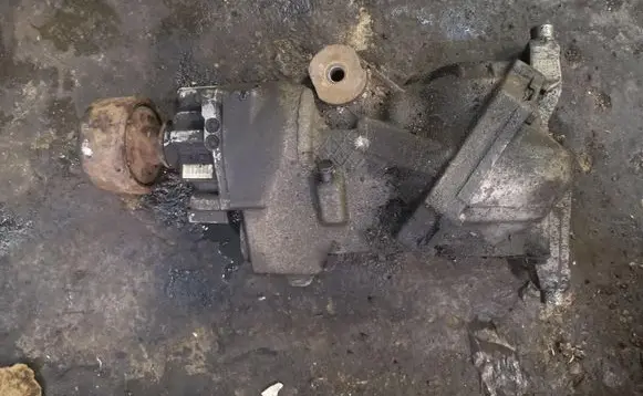 Rear differential