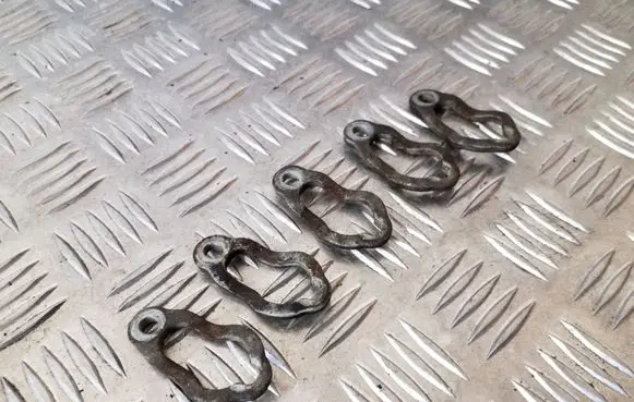 Volvo XC60 Fuel Injector clamp holder