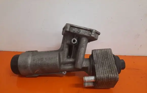 Audi A4 S4 B6 8E 8H Oil filter cover 038116389