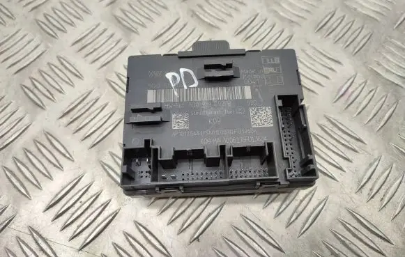 Volkswagen Golf VII Door control unit/module 5Q0959592E 5Q0959592B