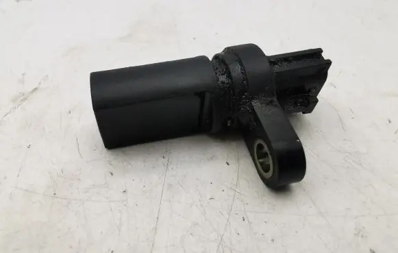Infiniti FX Camshaft position sensor A29662L20