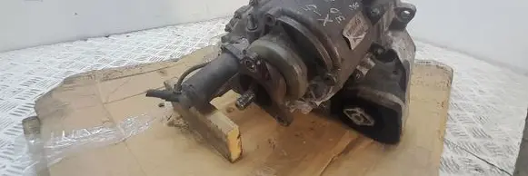 Gearbox transfer box case
