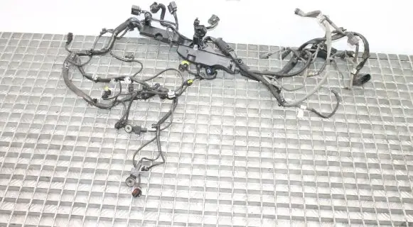 Mercedes-Benz A W176 Engine installation wiring loom A2701590025