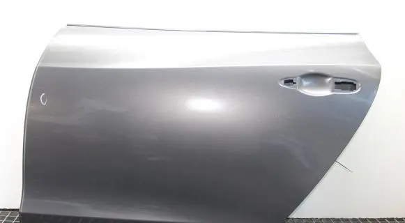 Maserati Quattroporte Rear door