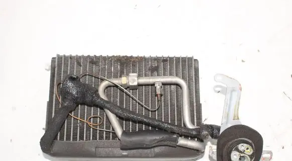 Jaguar XK8 - XKR Air conditioning (A/C) radiator (interior) 