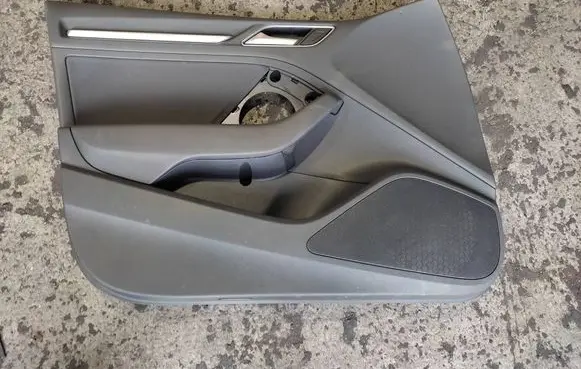 Audi A3 S3 8V Front door card panel trim 8V3867105