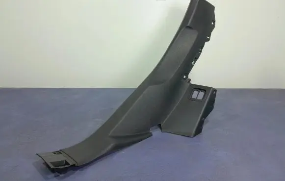 Audi Q7 4M Other sill/pillar trim element 4M0867768D