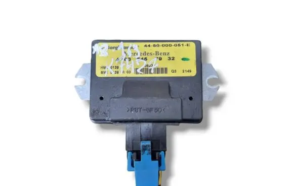 Mercedes-Benz ML W163 Transfer box differential control unit A1635457932