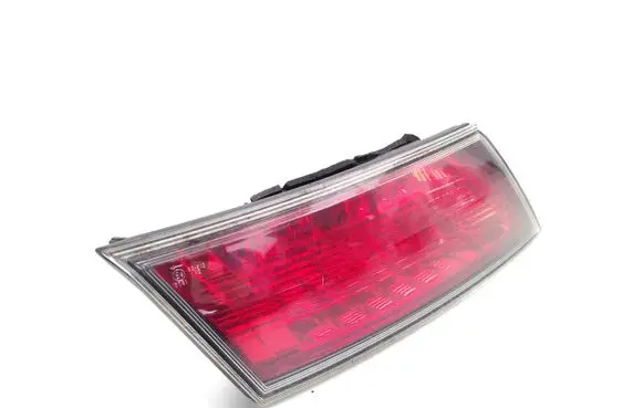 Tailgate rear/tail lights