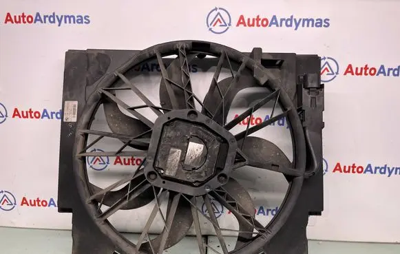 BMW 5 E60 E61 Electric radiator cooling fan 7789824 17427789824 7801657
