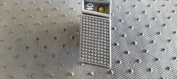 Fog light switch