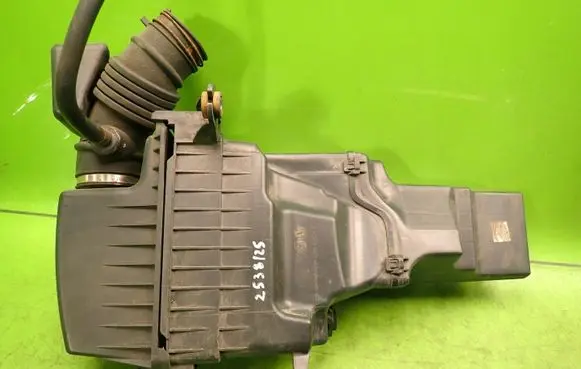 Hyundai i20 (PB PBT) Air filter box cover 281121J000