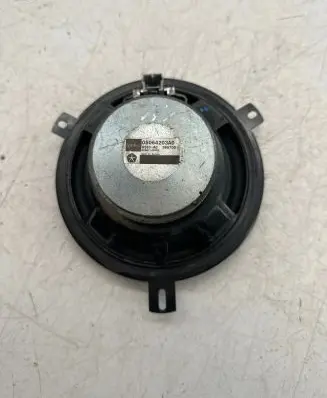 Dodge Nitro Rear door speaker 05064203AD 36670D 29607J0402