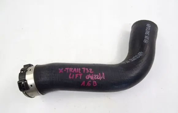 Nissan X-Trail T32 Intercooler hose/pipe