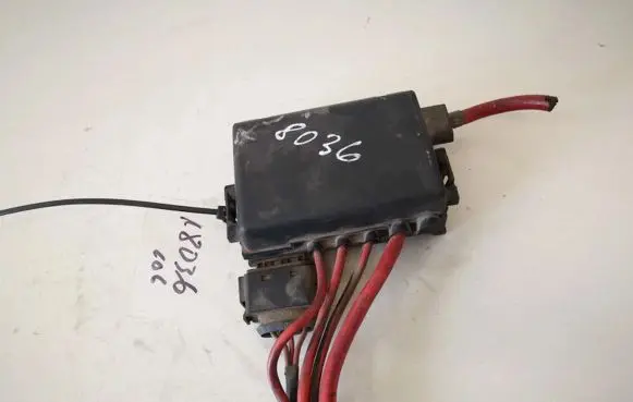 Seat Toledo II (1M) Fuse box set