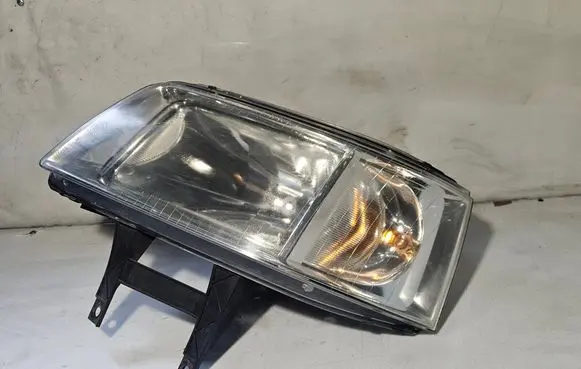 Volkswagen Transporter - Caravelle T5 Headlight/headlamp 7H1941015N 0301191301
