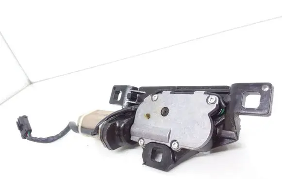 BMW 5 E60 E61 Tailgate window lock/catch/latch 7129931