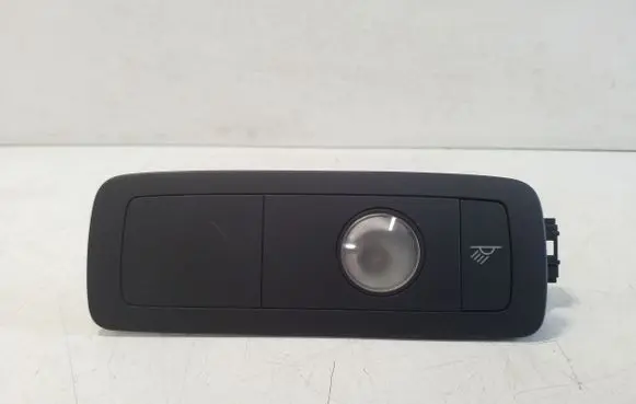 Volkswagen Touareg II Rear seat light