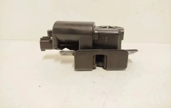 Opel Insignia A Tailgate/trunk/boot lock/catch/latch 13503467