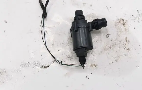 BMW 5 E60 E61 Electric auxiliary coolant/water pump 6421691770005
