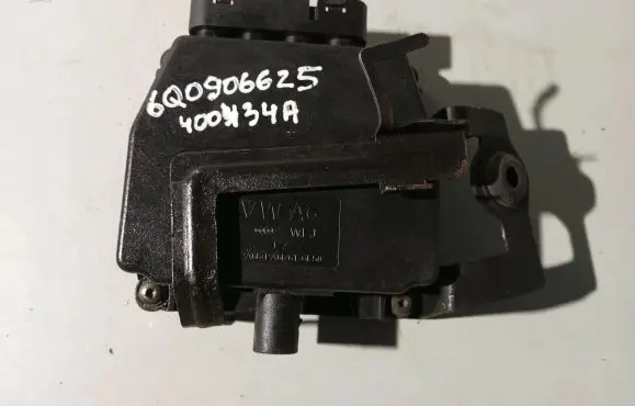 Skoda Octavia Mk2 (1Z) Turbo solenoid valve 6Q0906625 400434A