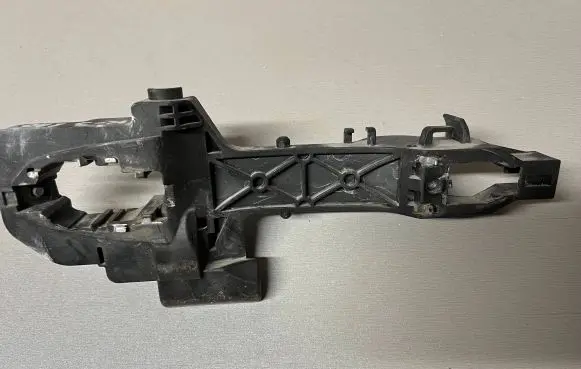 Front door exterior handle/bracket