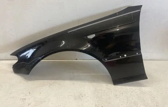 BMW 3 E46 Fender