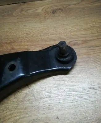 Chrysler PT Cruiser Front lower control arm/wishbone 410538695205024